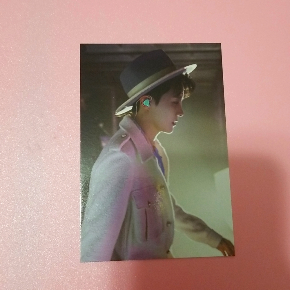Hybe Insight BTS Jhope Permission to Dance photocard